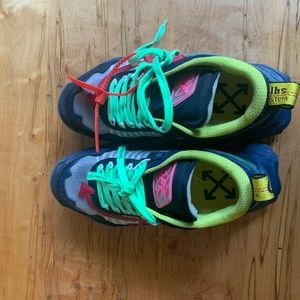 Lightly used Off White Odsy-1000